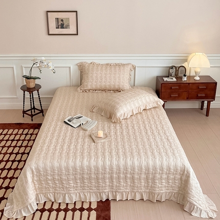 Quilted bedcover maginhawang matikas na kaginhawaan
